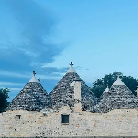 Scardino Trulli Πανσιόν 3*